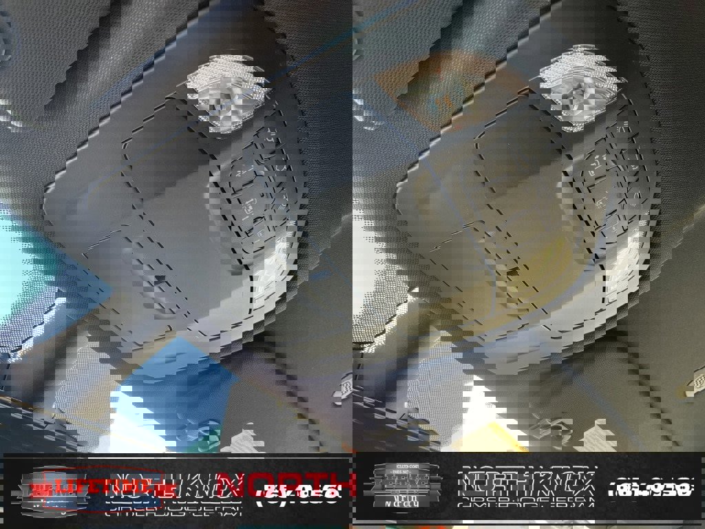 New 2026 Chrysler Voyager LX image 11