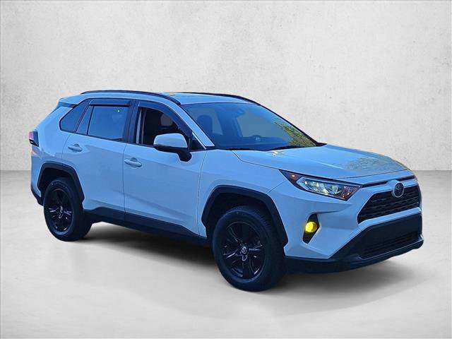 Used 2019 Toyota RAV4 XLE w/ Convenience Package AWD/4WD image 3