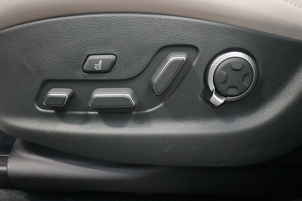 New 2026 Genesis GV80 3.5T e-SC image 17