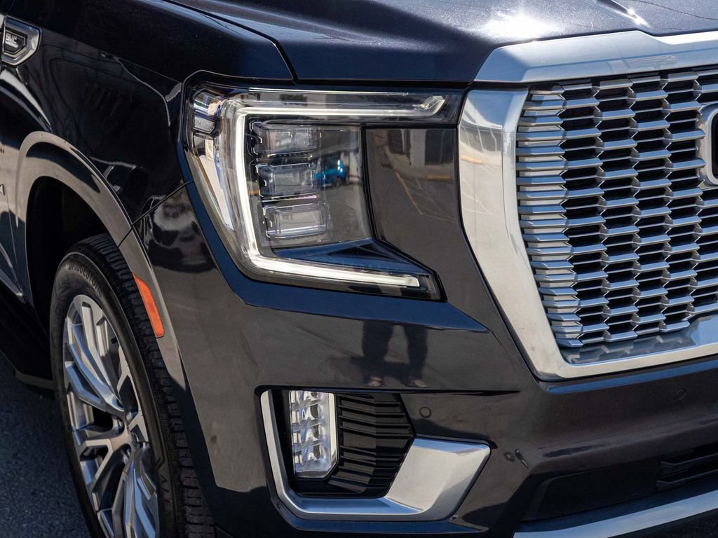 Used 2024 GMC Yukon Denali AWD/4WD image 35