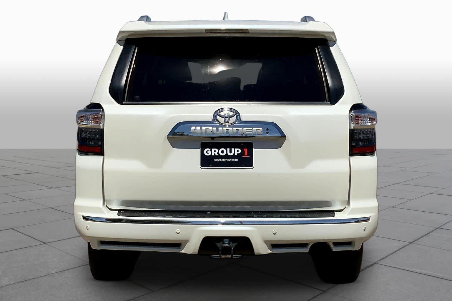 Used 2017 Toyota 4Runner Limited image 5
