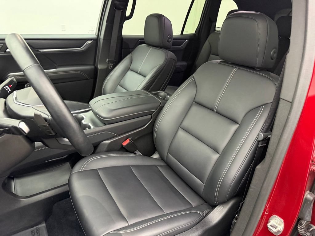 Used 2024 GMC Acadia Elevation w/ Trailering Package FWD image 24