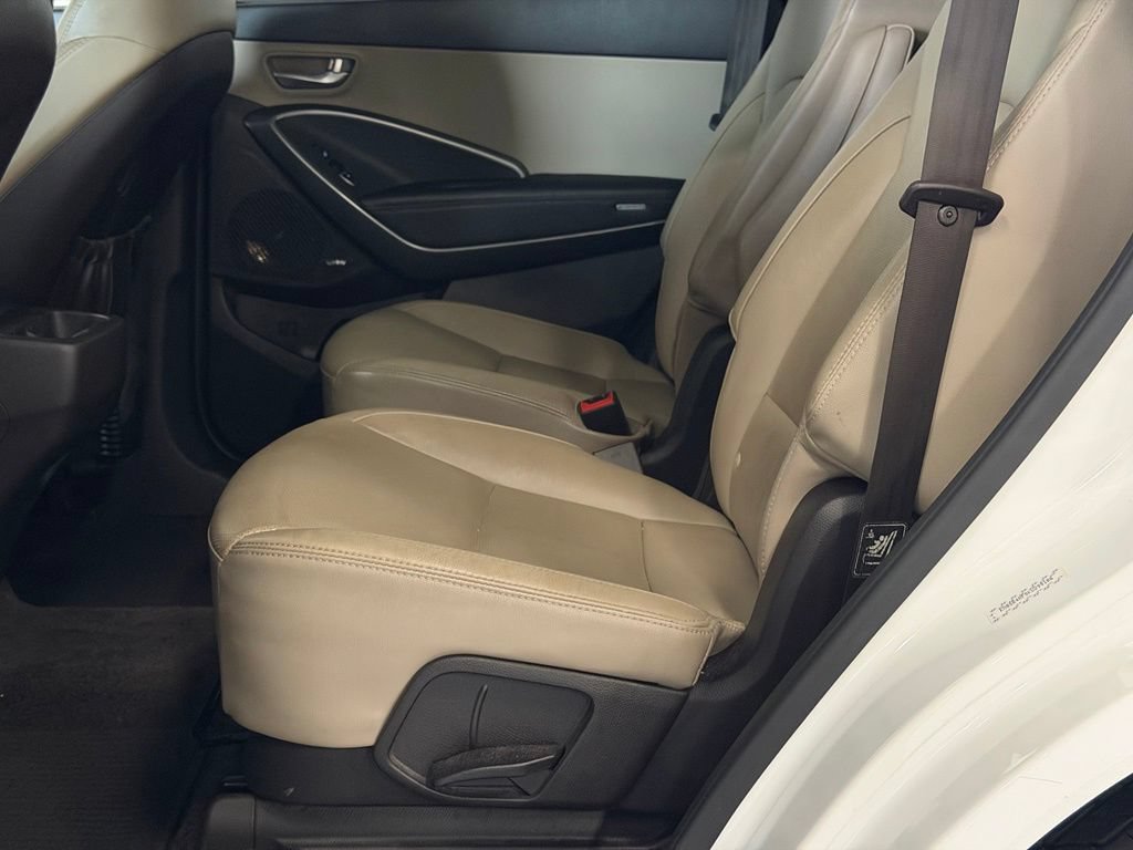 Used 2019 Hyundai Santa Fe XL FWD image 23
