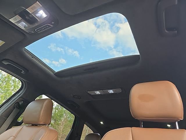 Used 2021 Kia Telluride SX w/ SX Prestige Package image 61