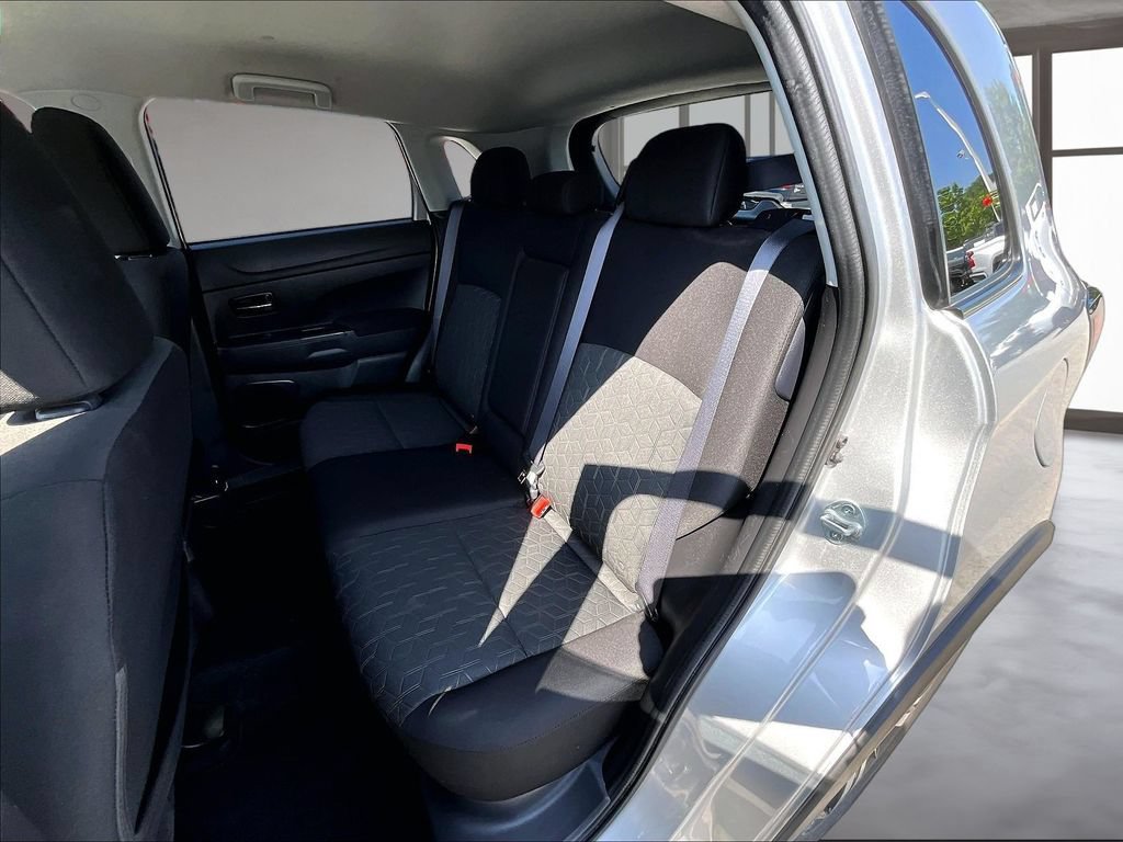 Used 2022 Mitsubishi Outlander Sport ES AWD/4WD image 25