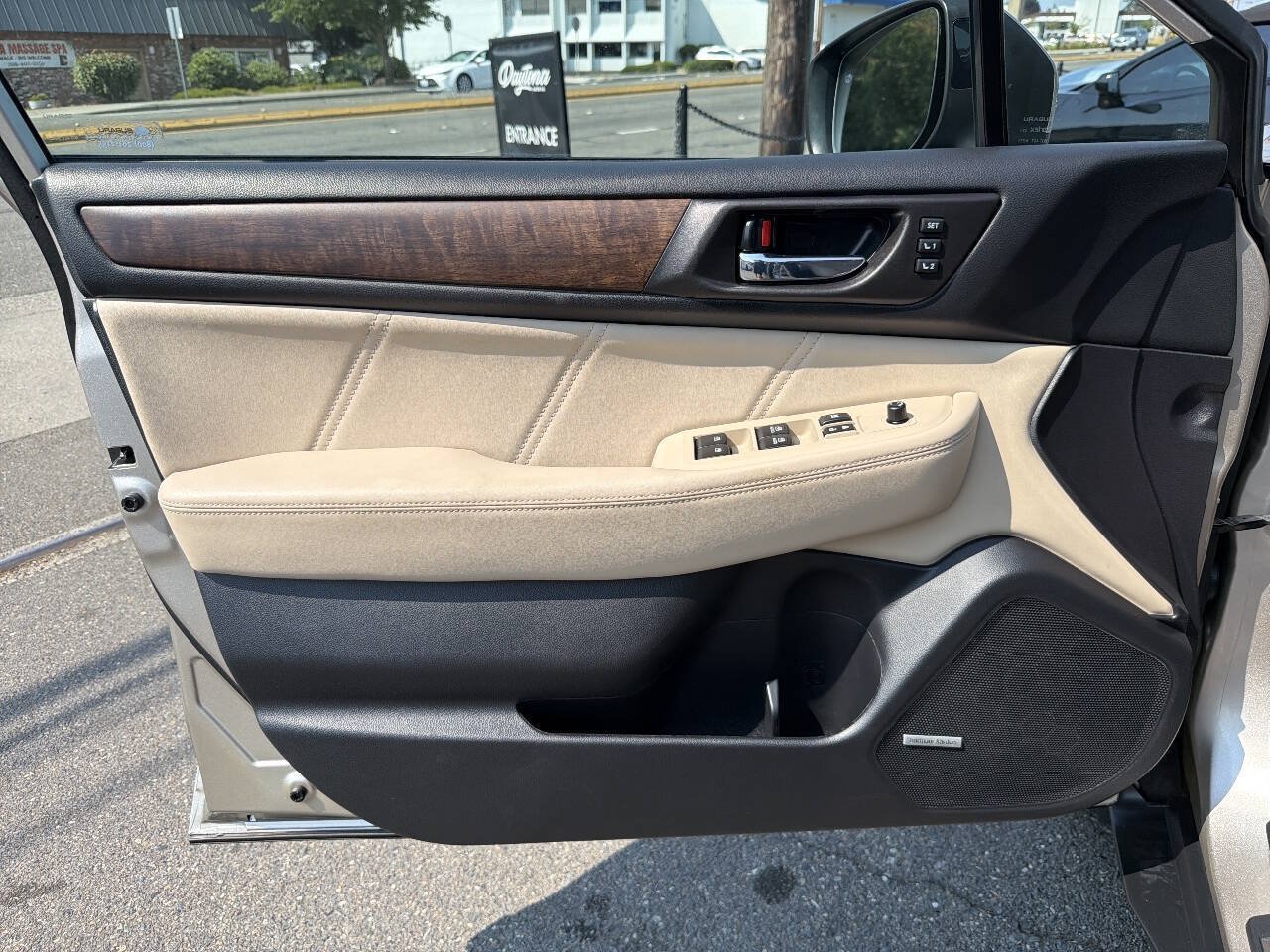 Used 2018 Subaru Outback 2.5i Limited AWD/4WD image 43