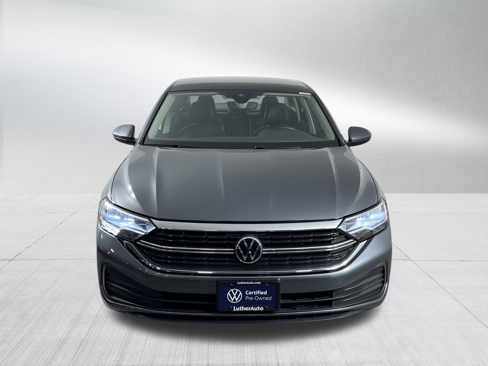 Certified 2023 Volkswagen Jetta SE video 2