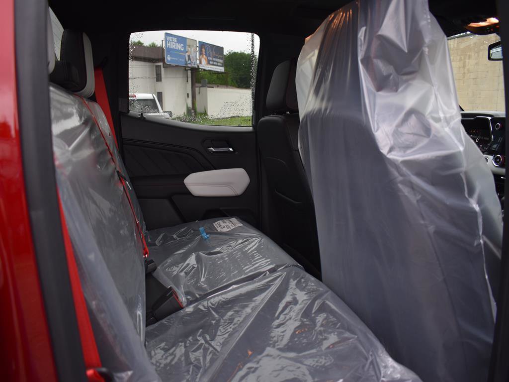 New 2025 GMC Canyon AT4 w/ AT4X Package image 6