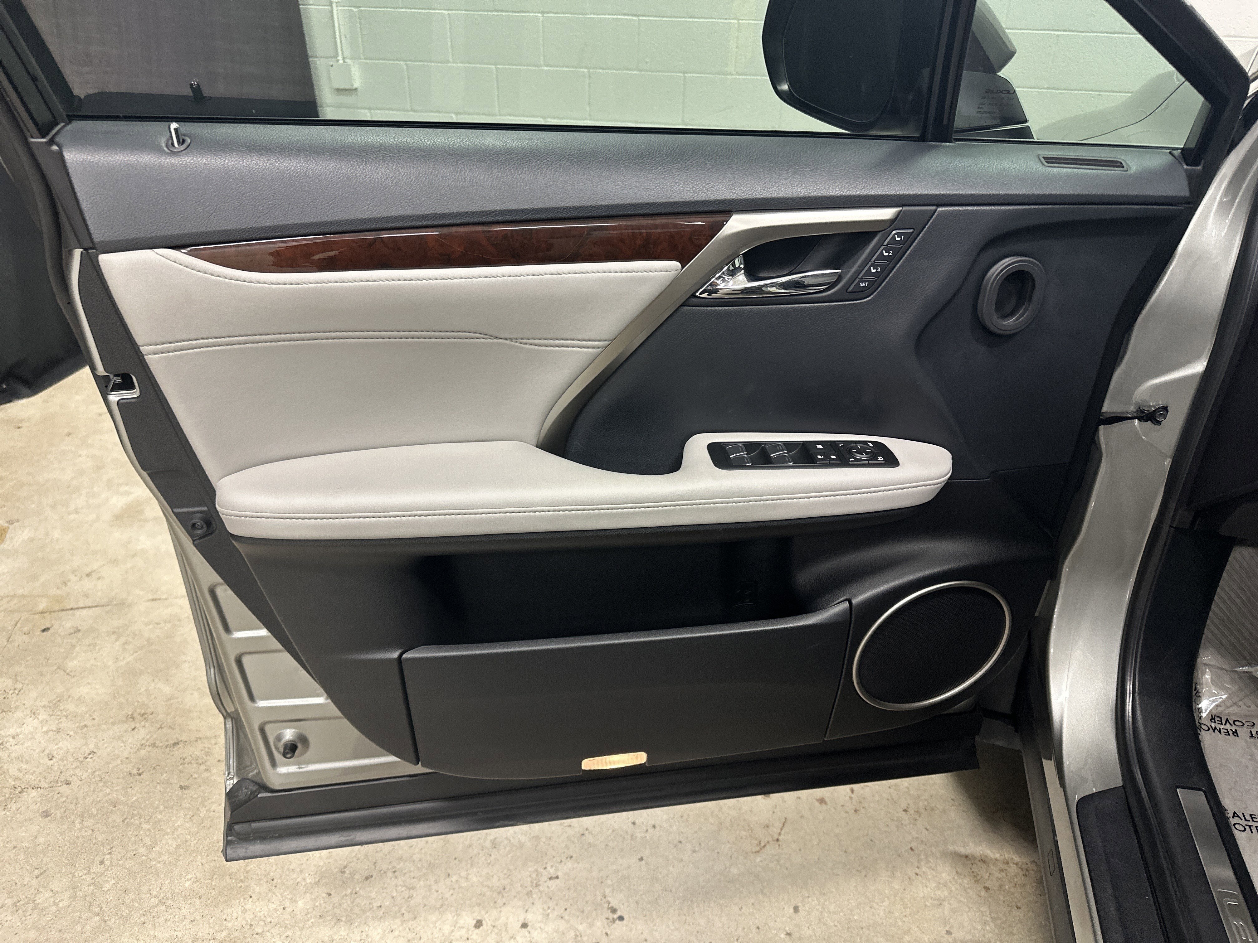 Used 2018 Lexus RX 350 AWD w/ Premium Package image 14