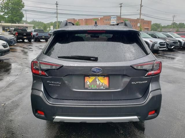 Used 2024 Subaru Outback Limited image 4