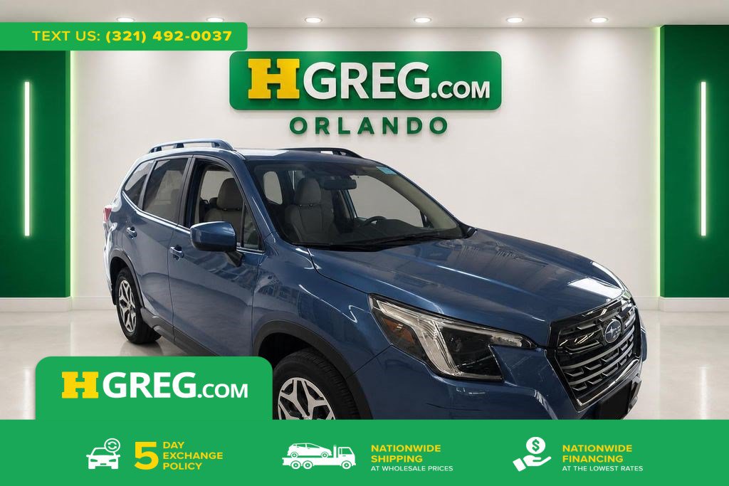 Used 2024 Subaru Forester Premium AWD/4WD image 1