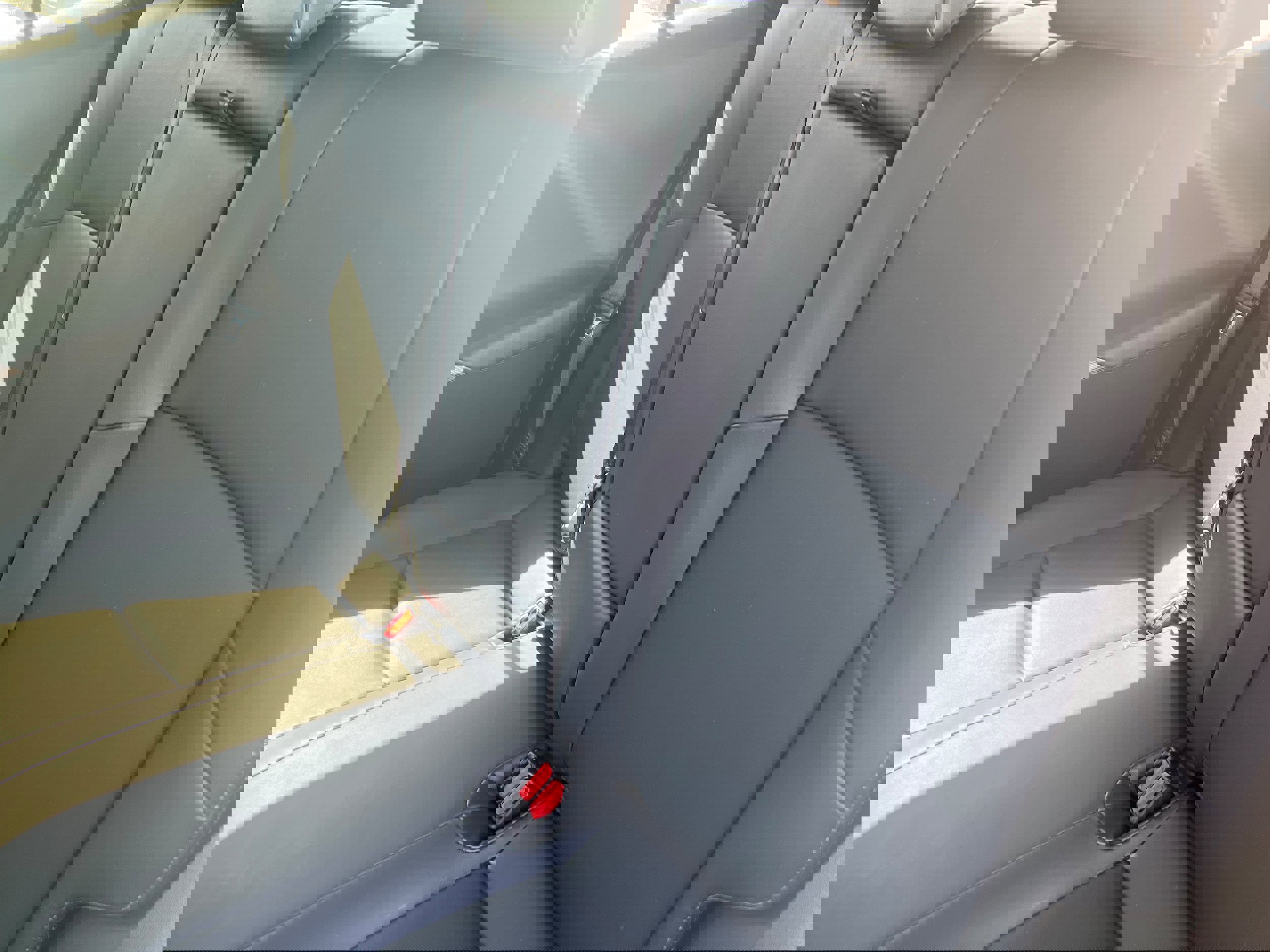 Used 2022 Toyota Venza image 14