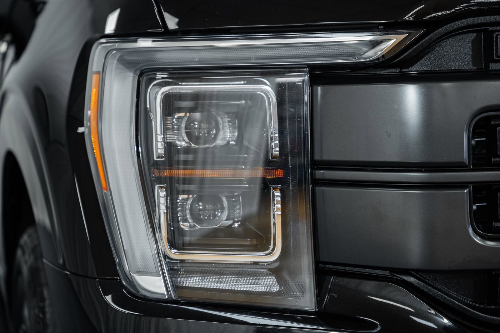 Certified 2023 Ford F150 Lariat w/ Equipment Group 502A High image 13