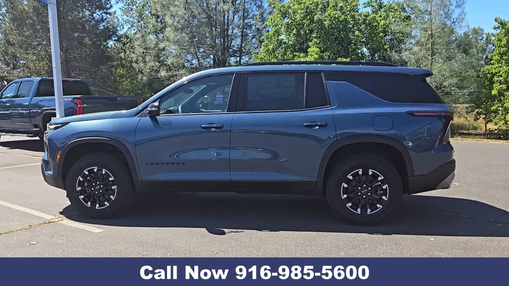New 2026 Chevrolet Traverse Z71 w/ LPO, Floor Liner Package image 8