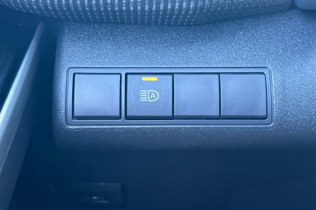 Certified 2023 Subaru Solterra AWD image 31
