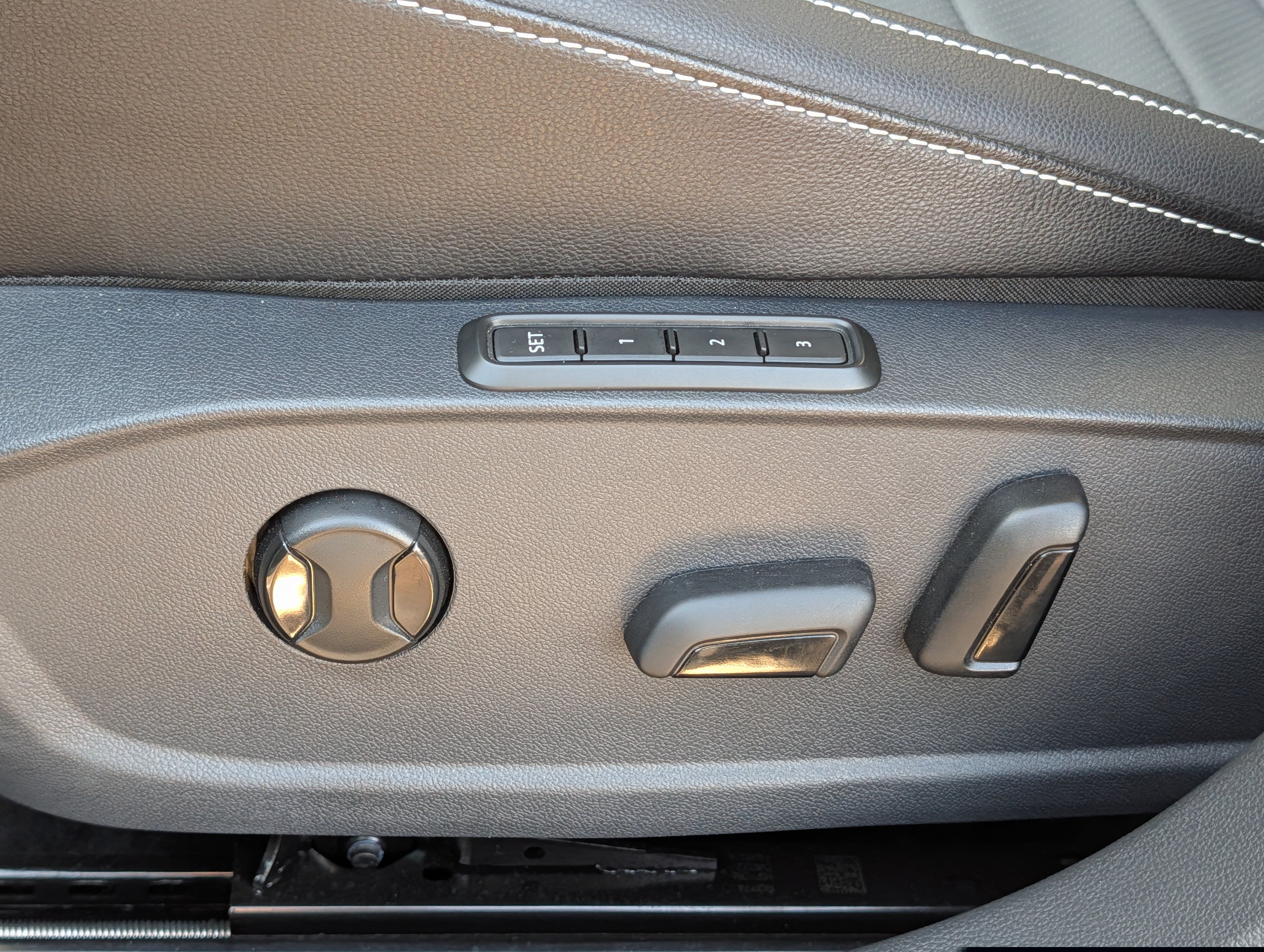 Used 2026 Volkswagen Jetta SEL FWD image 20