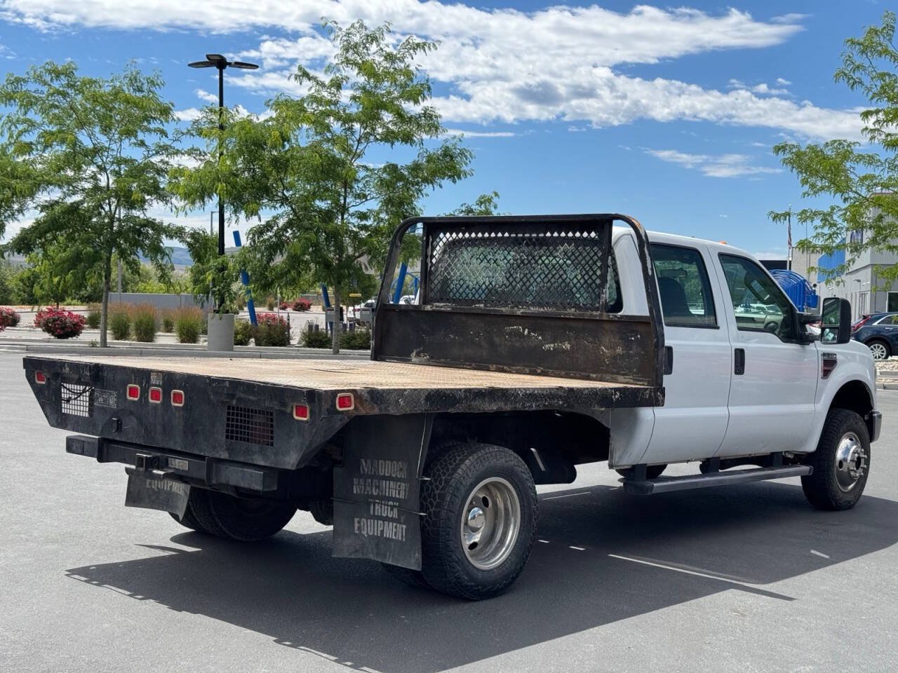 Used 2009 Ford F350 4x4 Crew Cab DRW Super Duty image 8