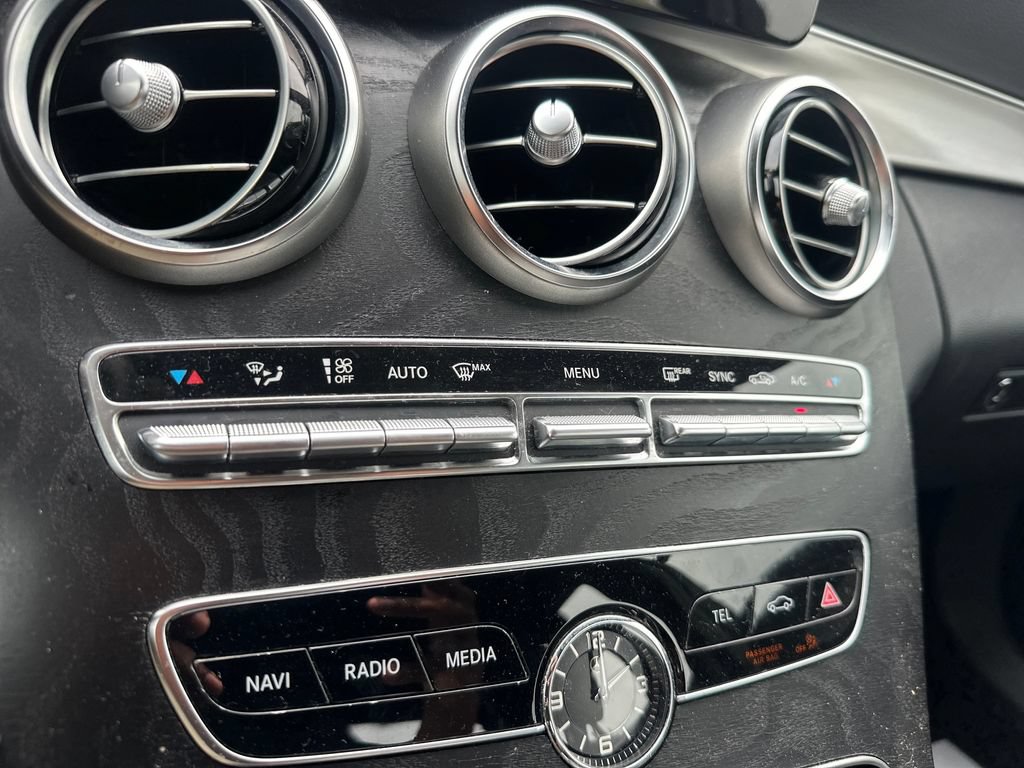 Used 2019 Mercedes-Benz C 300 4MATIC Sedan image 42