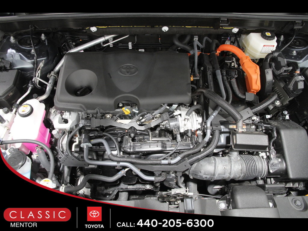 Certified 2024 Toyota Venza XLE image 23