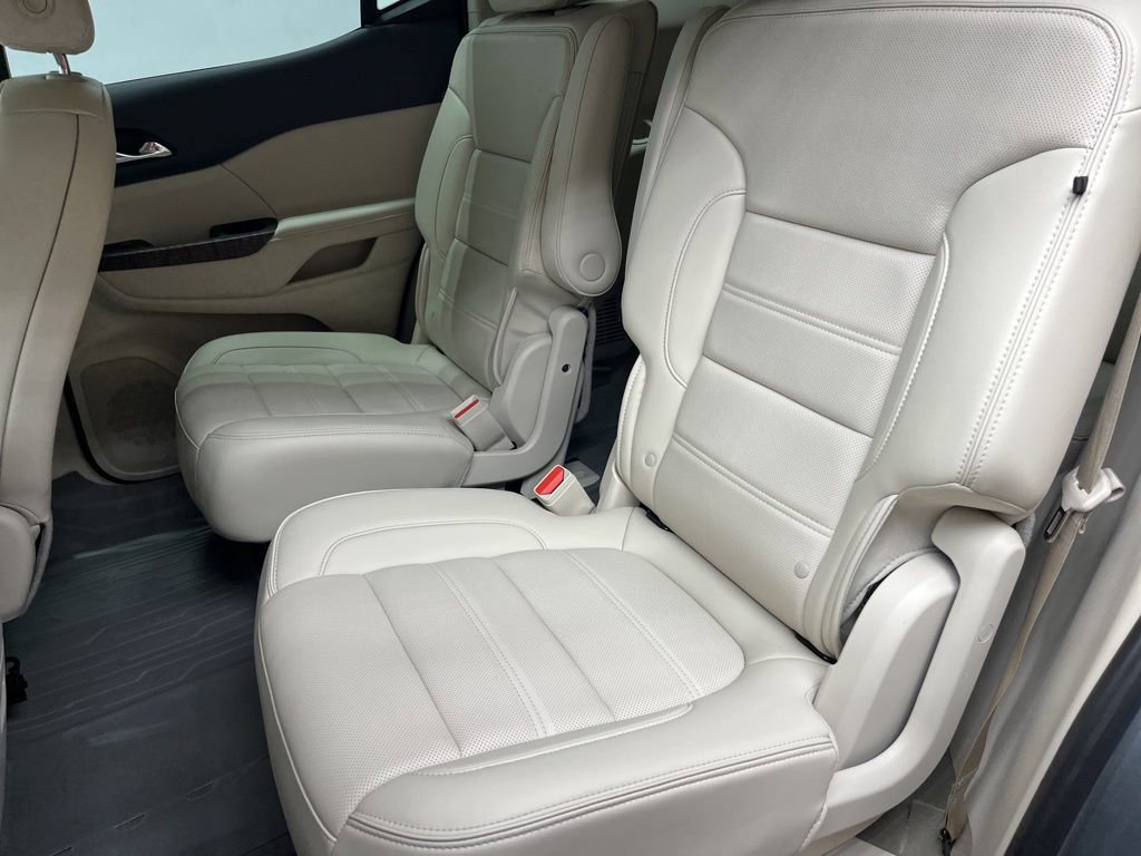 Used 2023 GMC Acadia Denali w/ Denali Ultimate Package image 22