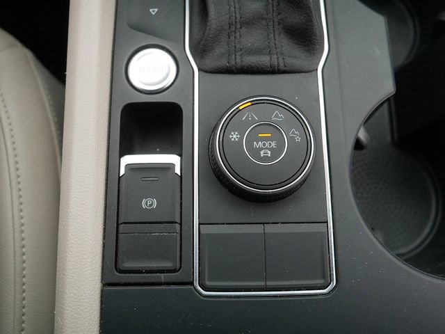 Used 2019 Volkswagen Atlas SE w/ Towing Package image 31
