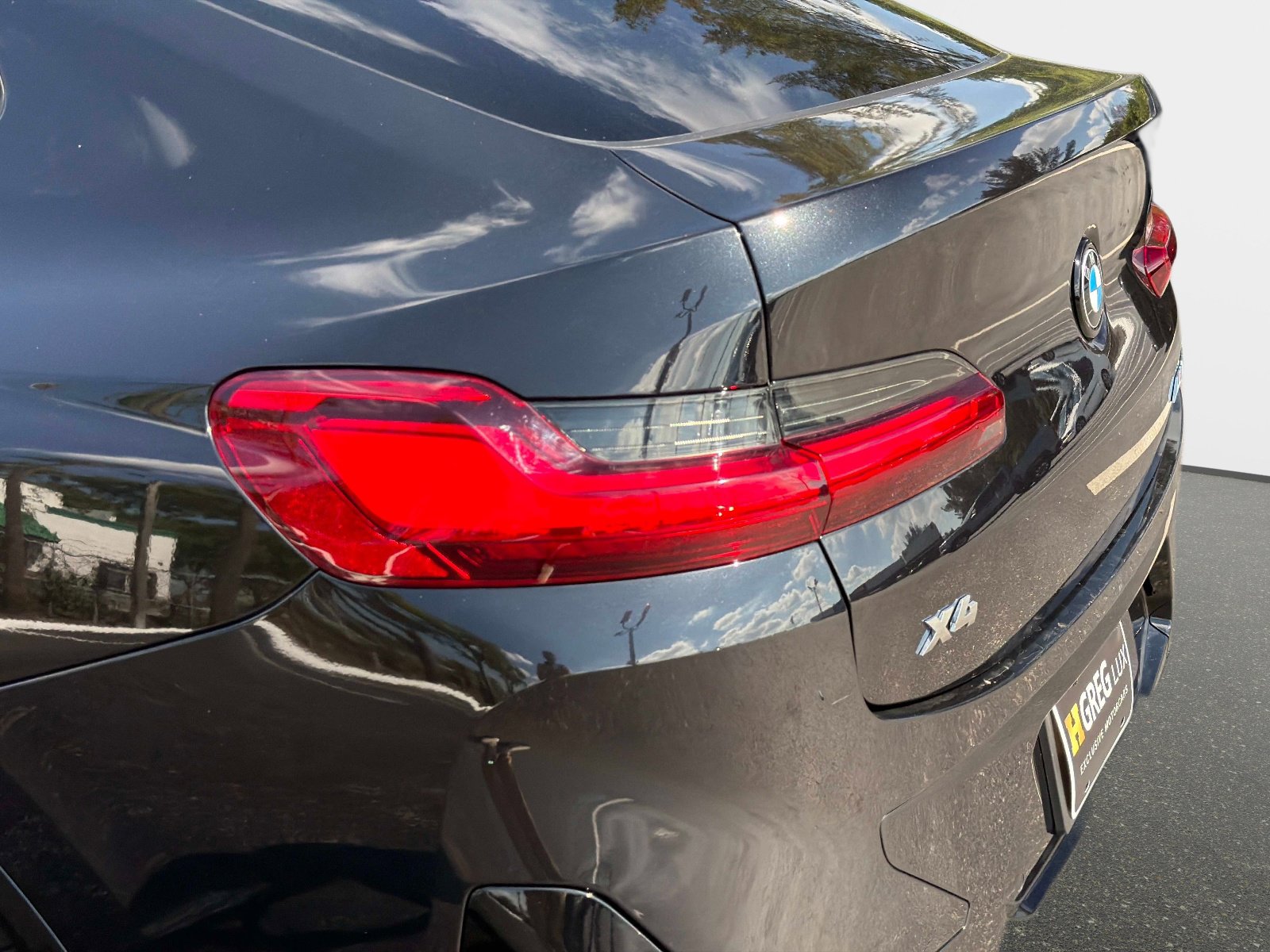 Used 2023 BMW X4 M40i image 15