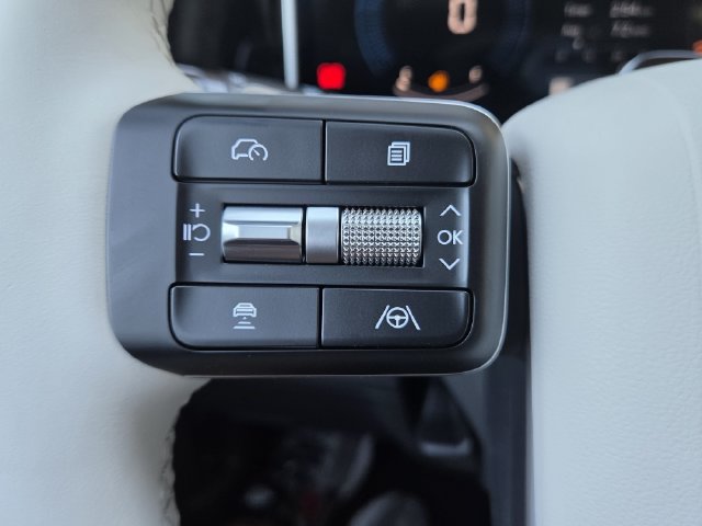 New 2027 Hyundai Santa Fe SEL FWD image 30