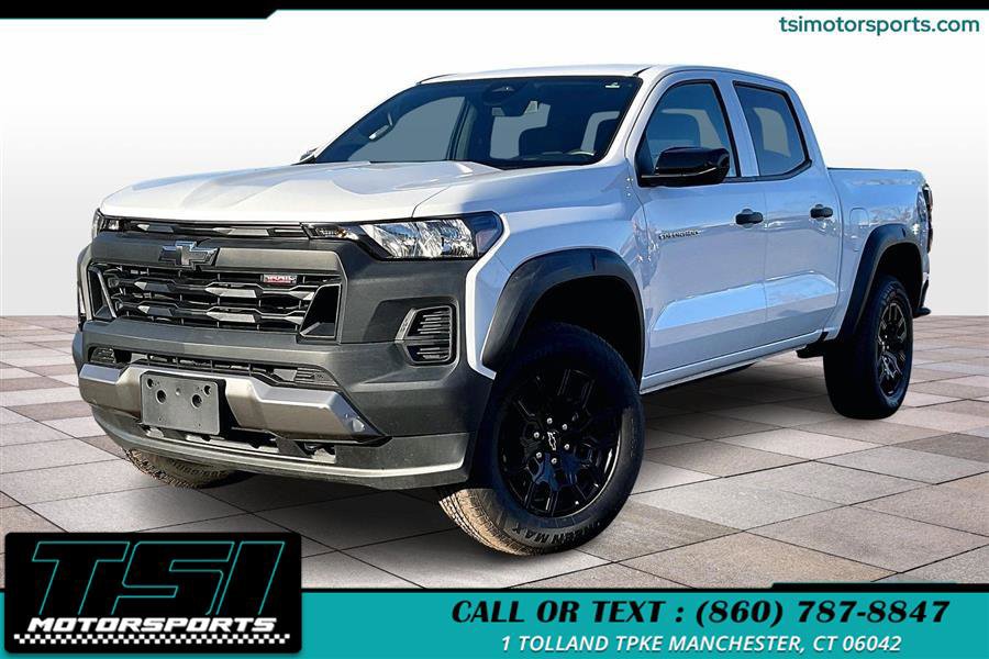 Used 2024 Chevrolet Colorado Trail Boss w/ Advanced Trailering Package image 1