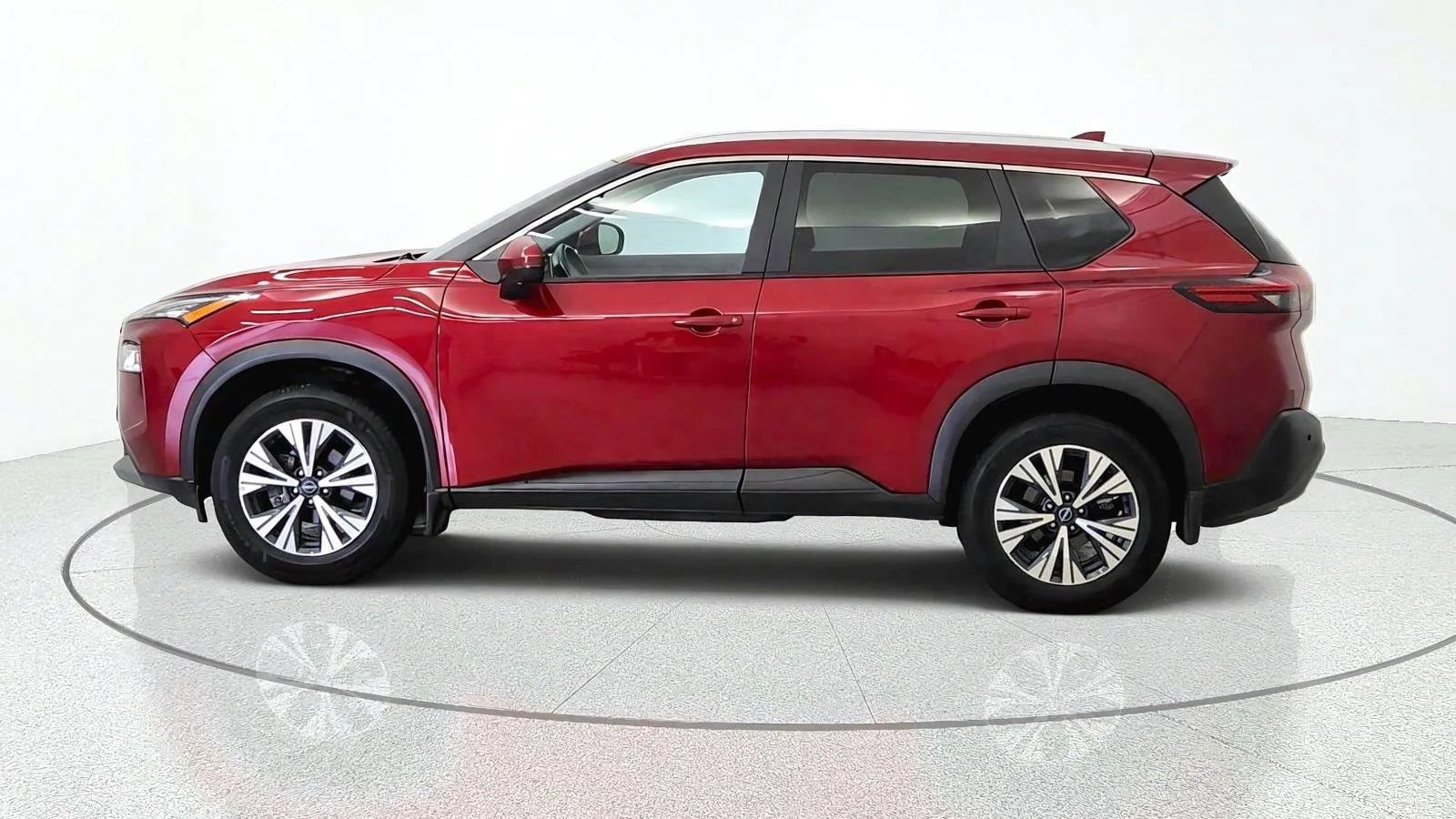Used 2022 Nissan Rogue SV w/ SV Premium Package AWD/4WD image 5