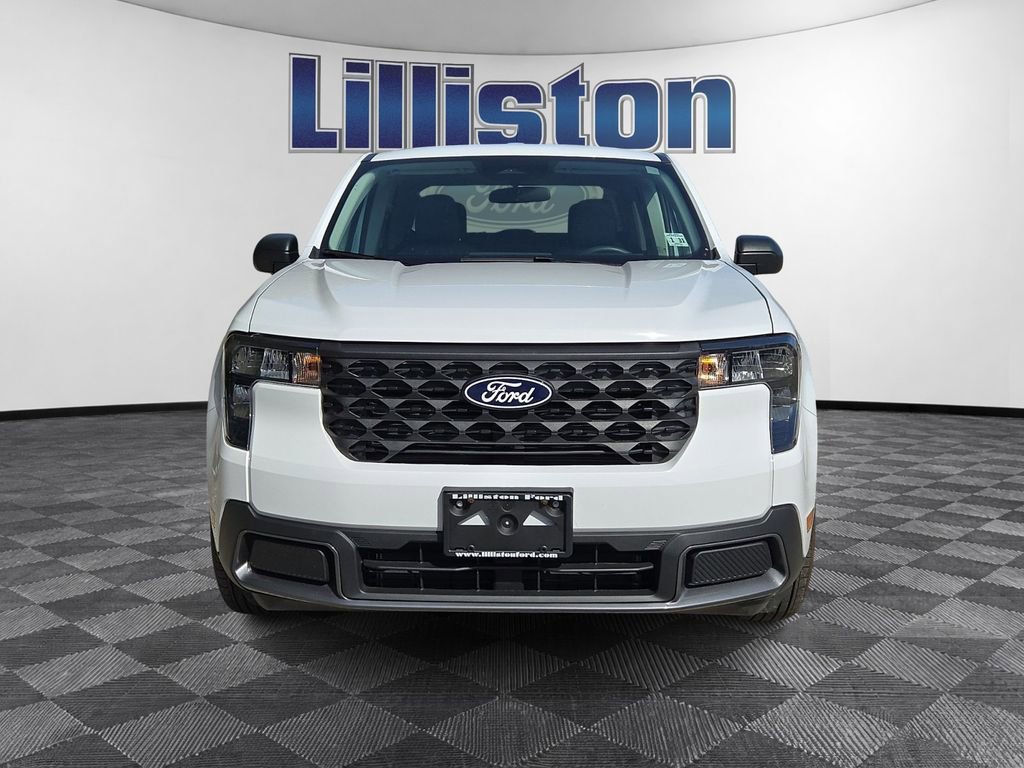 Used 2025 Ford Maverick XLT image 2