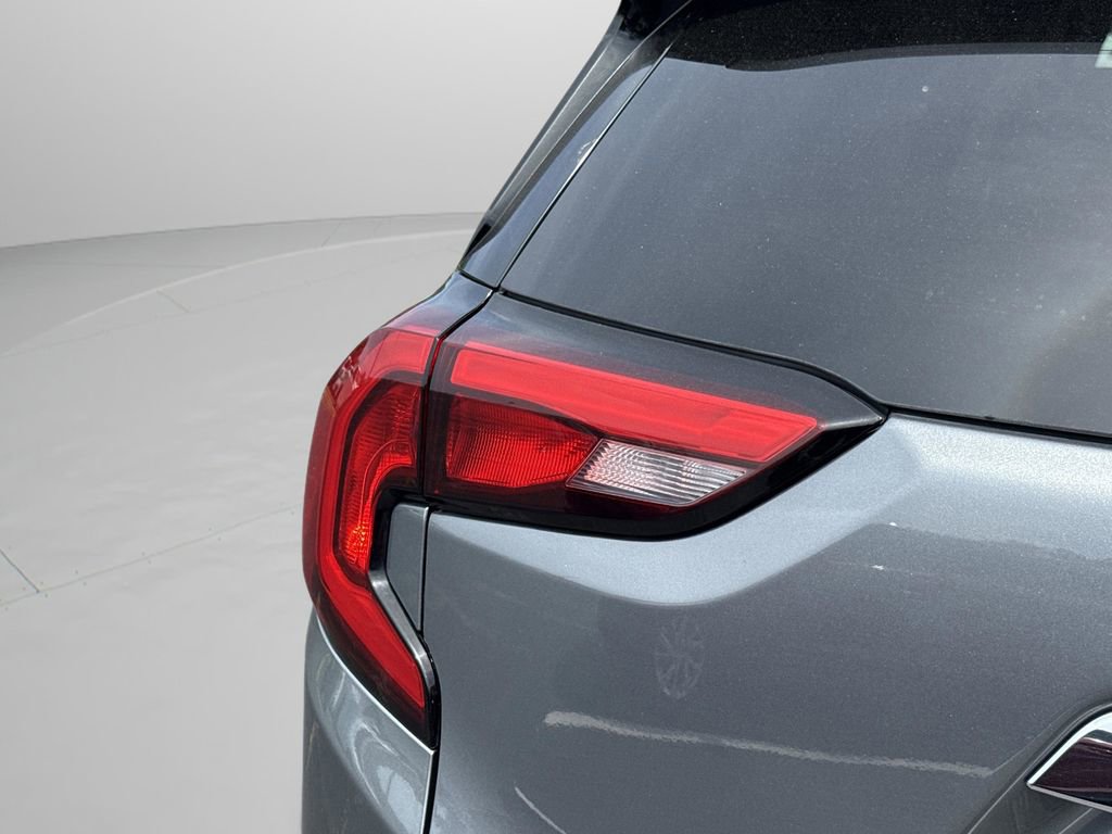 Used 2019 GMC Terrain SLE w/ Driver Convenience Package image 18