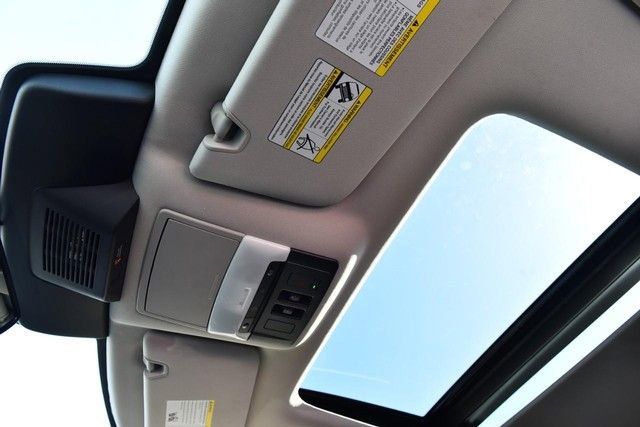 Certified 2025 Nissan Pathfinder SL w/ SL Premium Package image 25