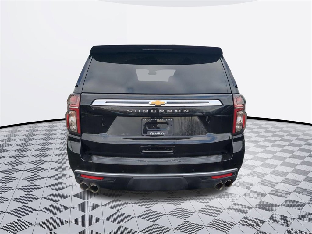 Used 2023 Chevrolet Suburban High Country image 5