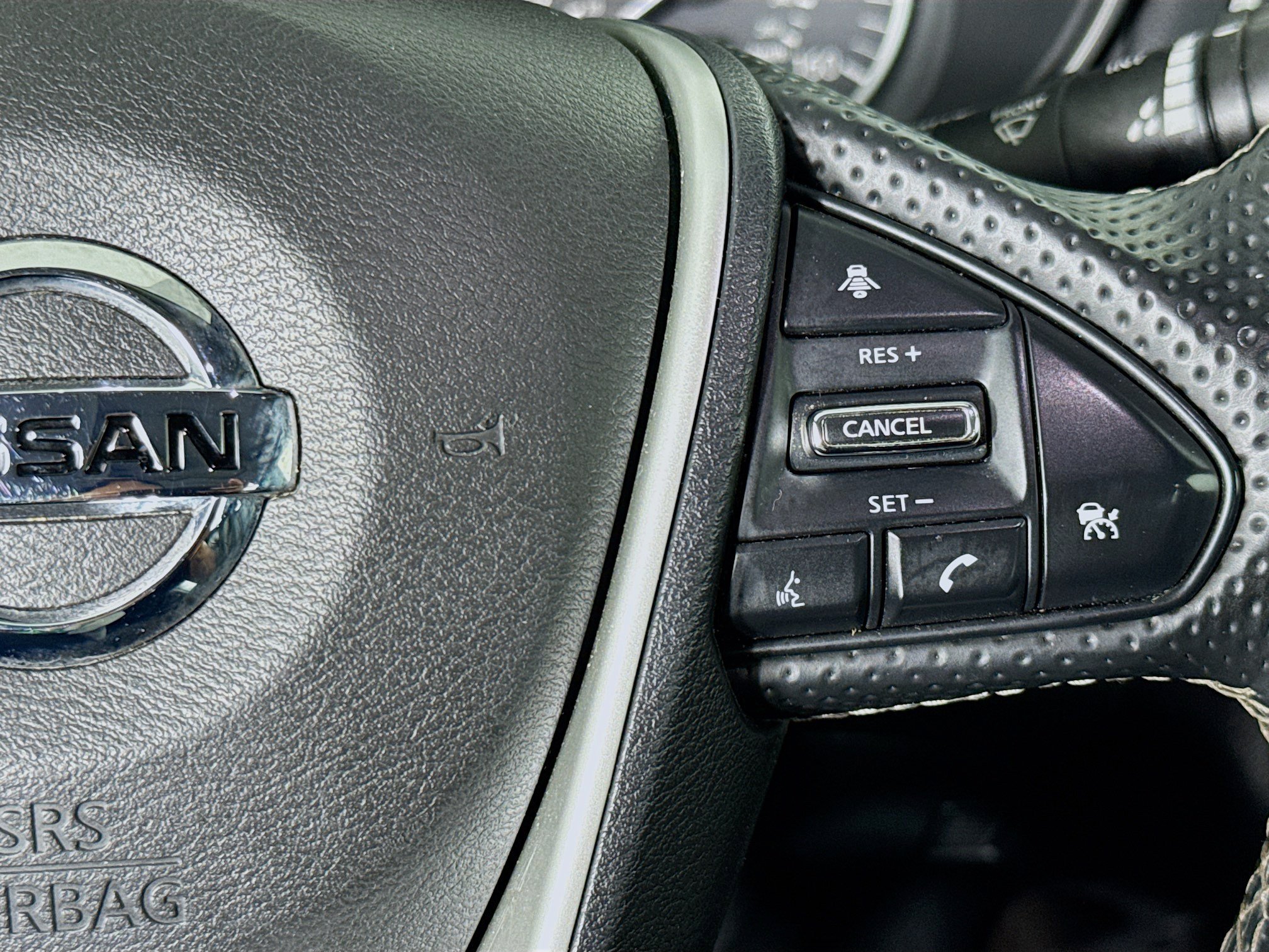 Used 2022 Nissan Maxima SL FWD image 13