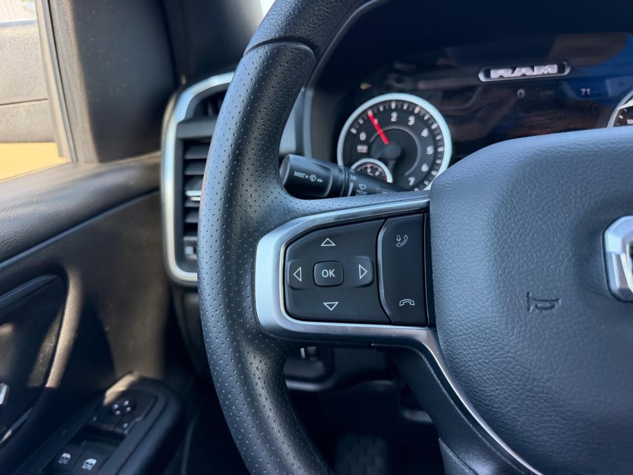New 2026 RAM 1500 Express AWD/4WD image 12