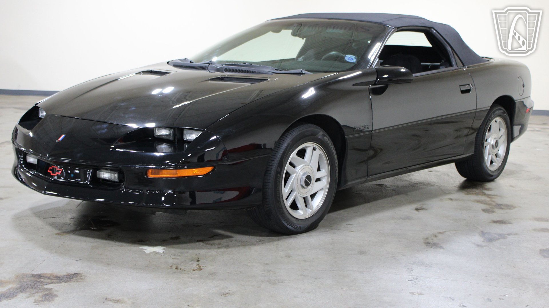 Used 1995 Chevrolet Camaro Z28 RWD image 22