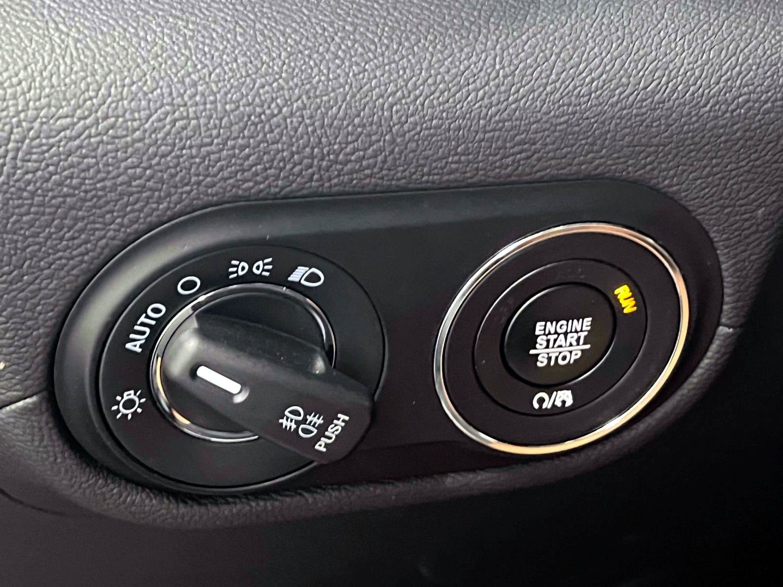 Certified 2023 Maserati Levante Modena AWD/4WD image 22