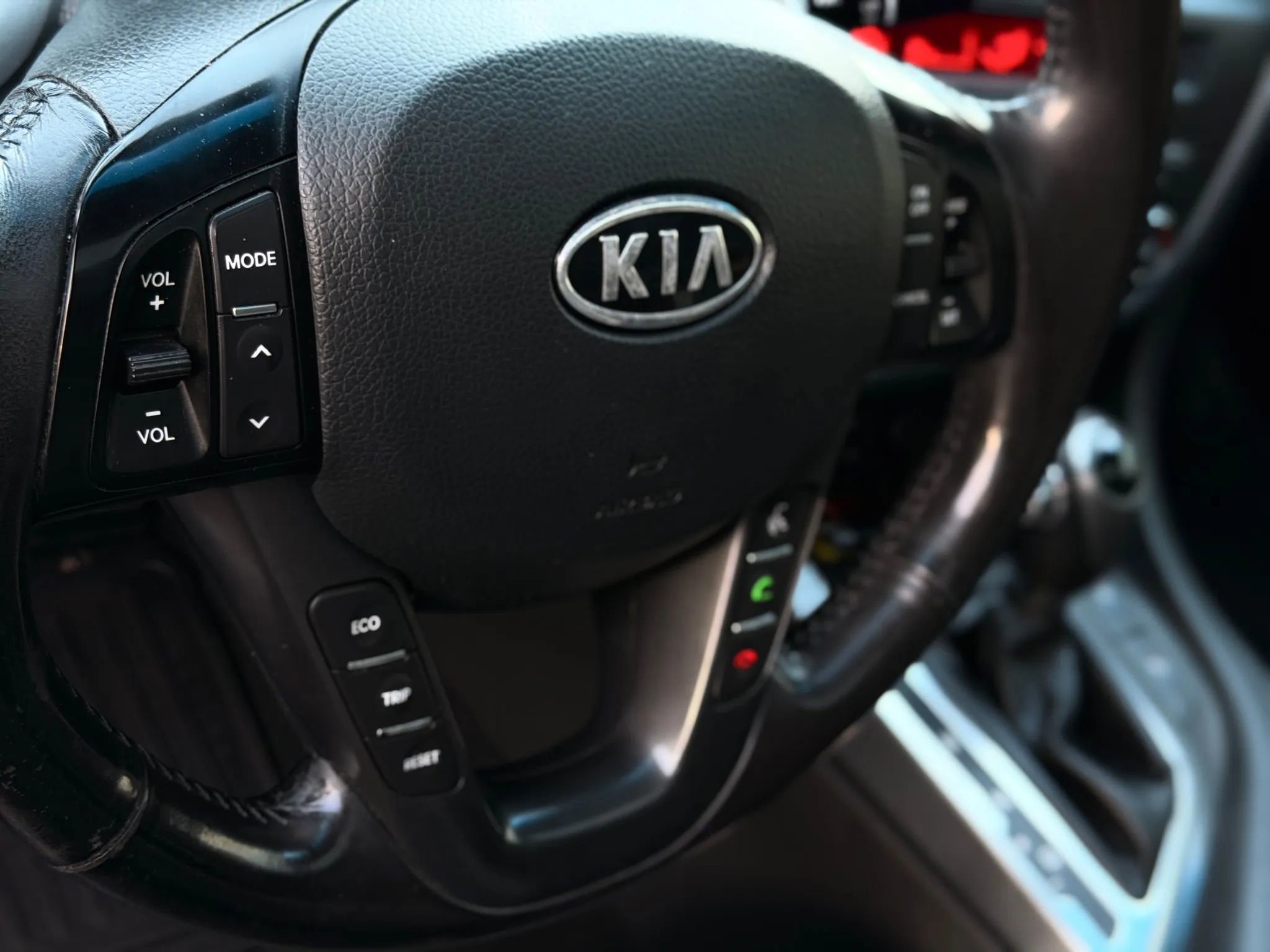 Used 2012 Kia Optima SX w/ Premium Touring Pkg image 23