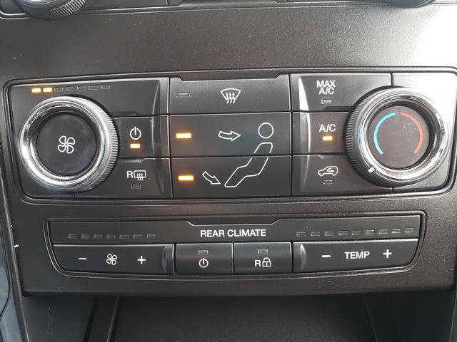 Used 2019 Ford Explorer XLT image 22