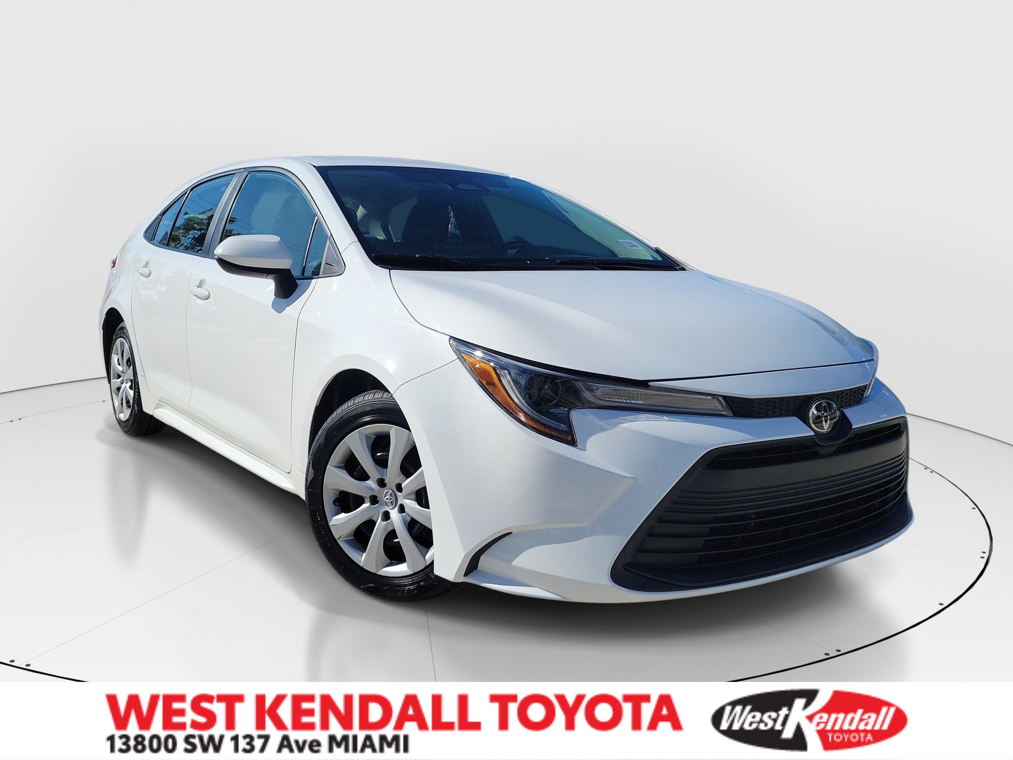 Used 2024 Toyota Corolla LE FWD video 1