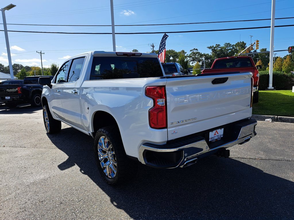Used 2025 Chevrolet Silverado 1500 LTZ w/ LTZ Premium Package image 11