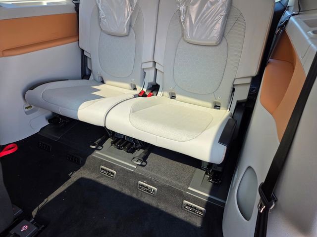 New 2025 Volkswagen ID. Buzz Pro S Plus image 9