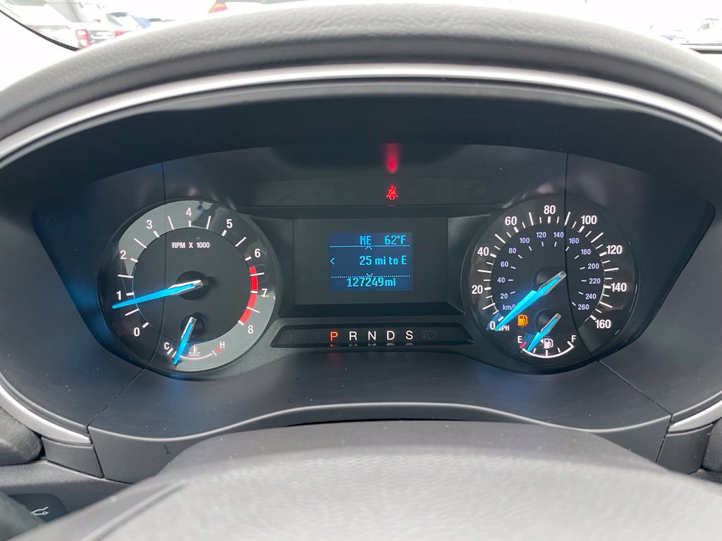 Used 2016 Ford Fusion S FWD image 9