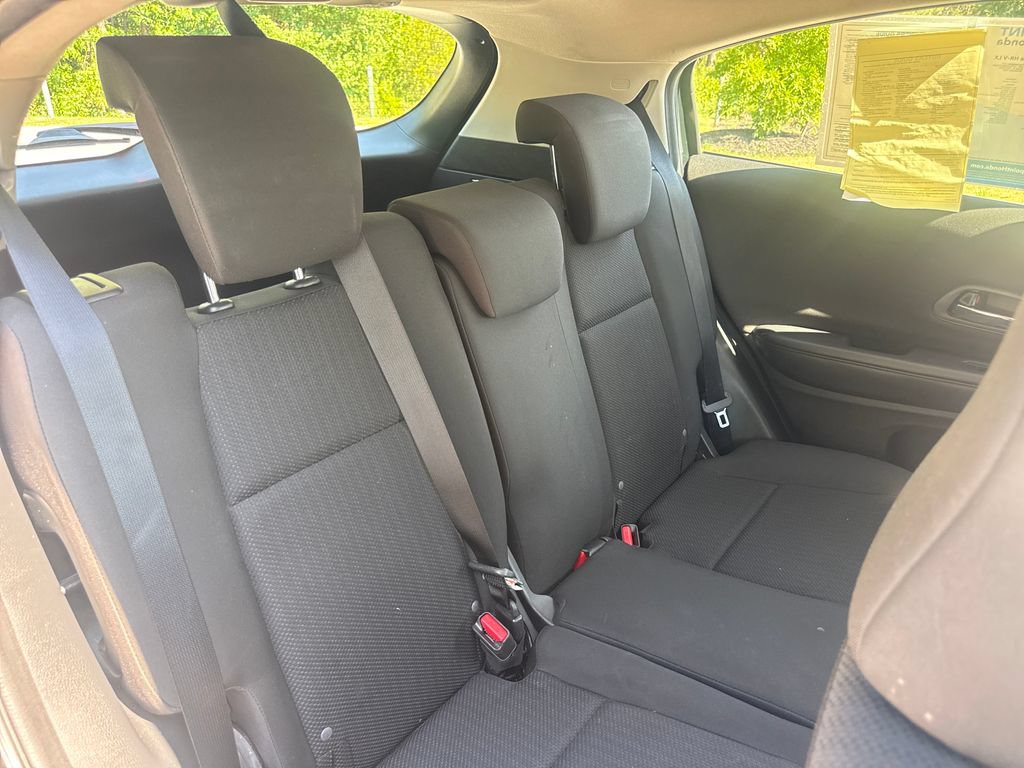 Used 2016 Honda HR-V LX image 33