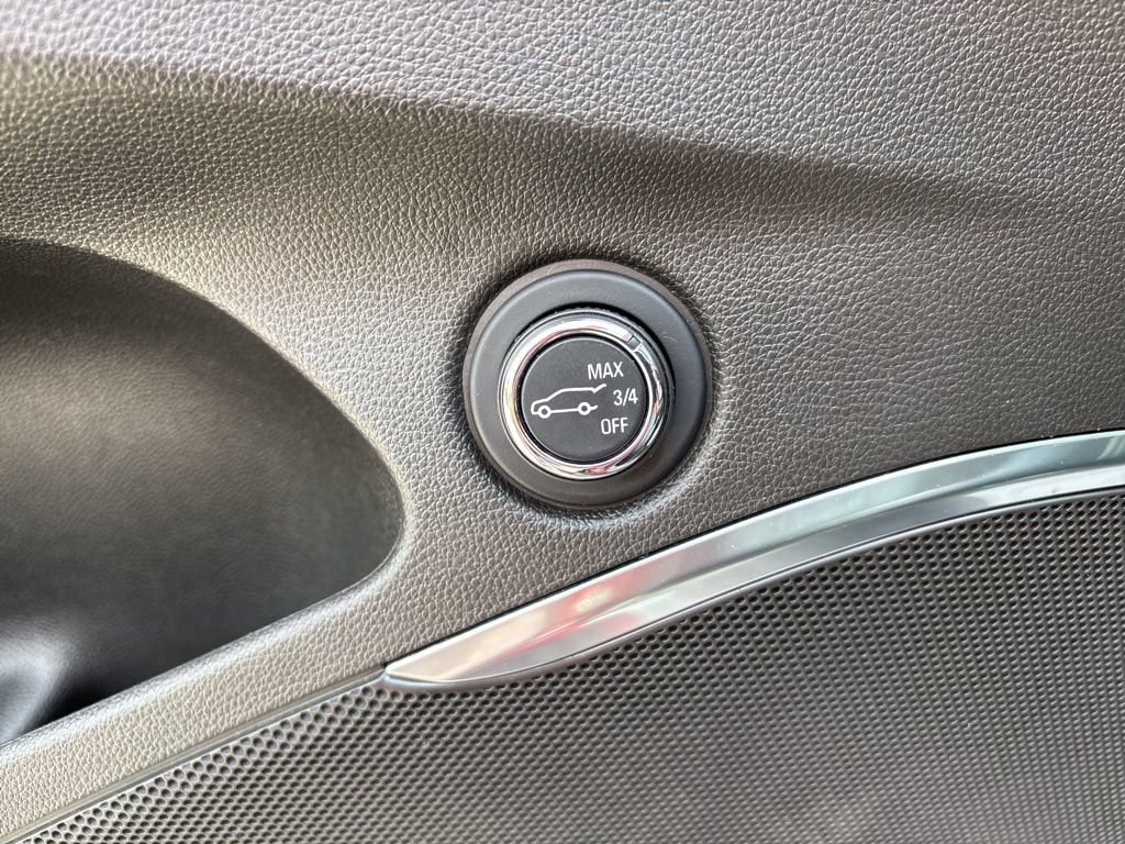 Used 2021 Buick Enclave Premium w/ Sun and Sites Package image 14