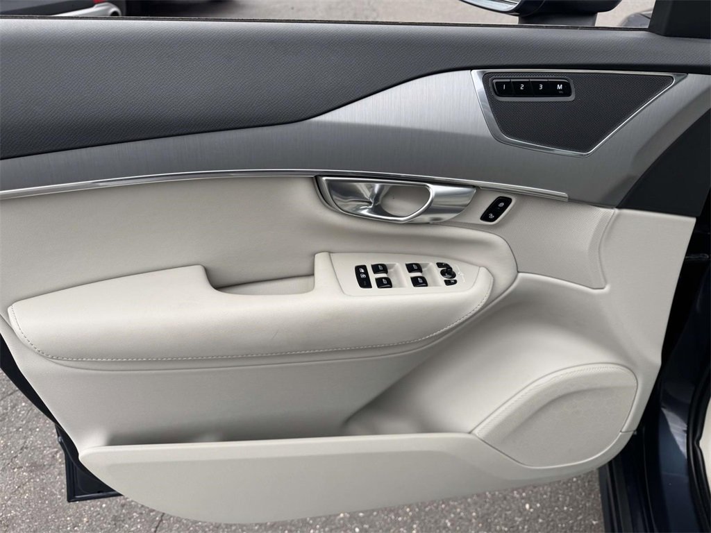 Certified 2024 Volvo XC90 B5 Core w/ Protection Package Premier image 14