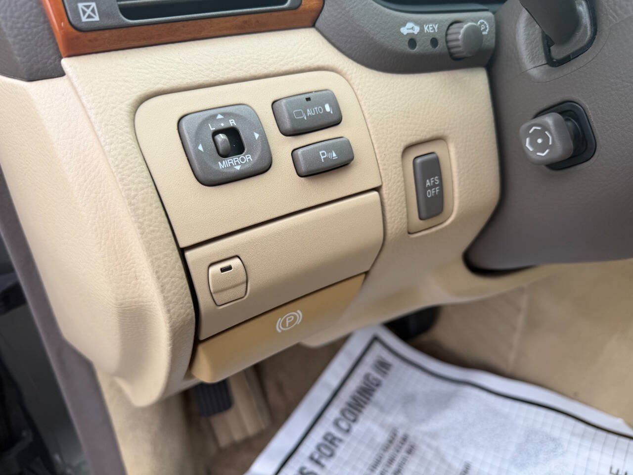 Used 2005 Lexus LS 430 w/ Modern Luxury Pkg RWD image 21