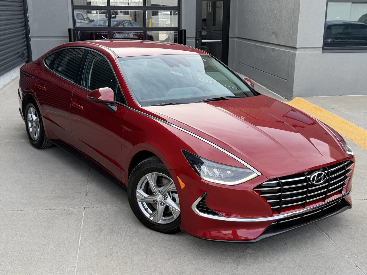 Used 2023 Hyundai Sonata SE FWD image 6