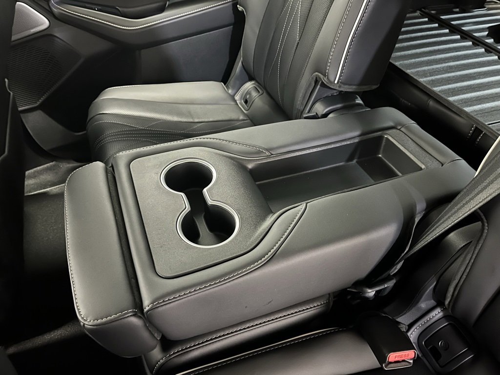 New 2026 Acura MDX w/ Advance Package image 15