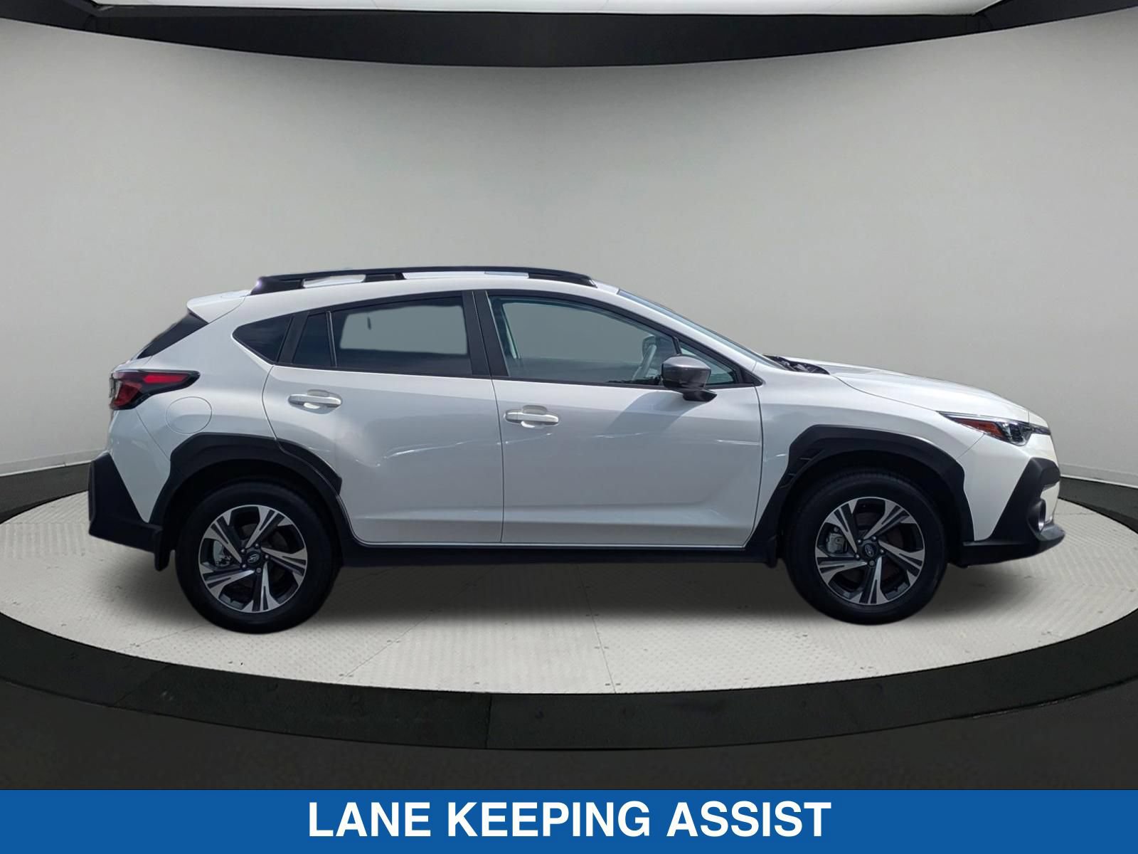 Certified 2026 Subaru Crosstrek 2.5i Premium AWD/4WD image 2